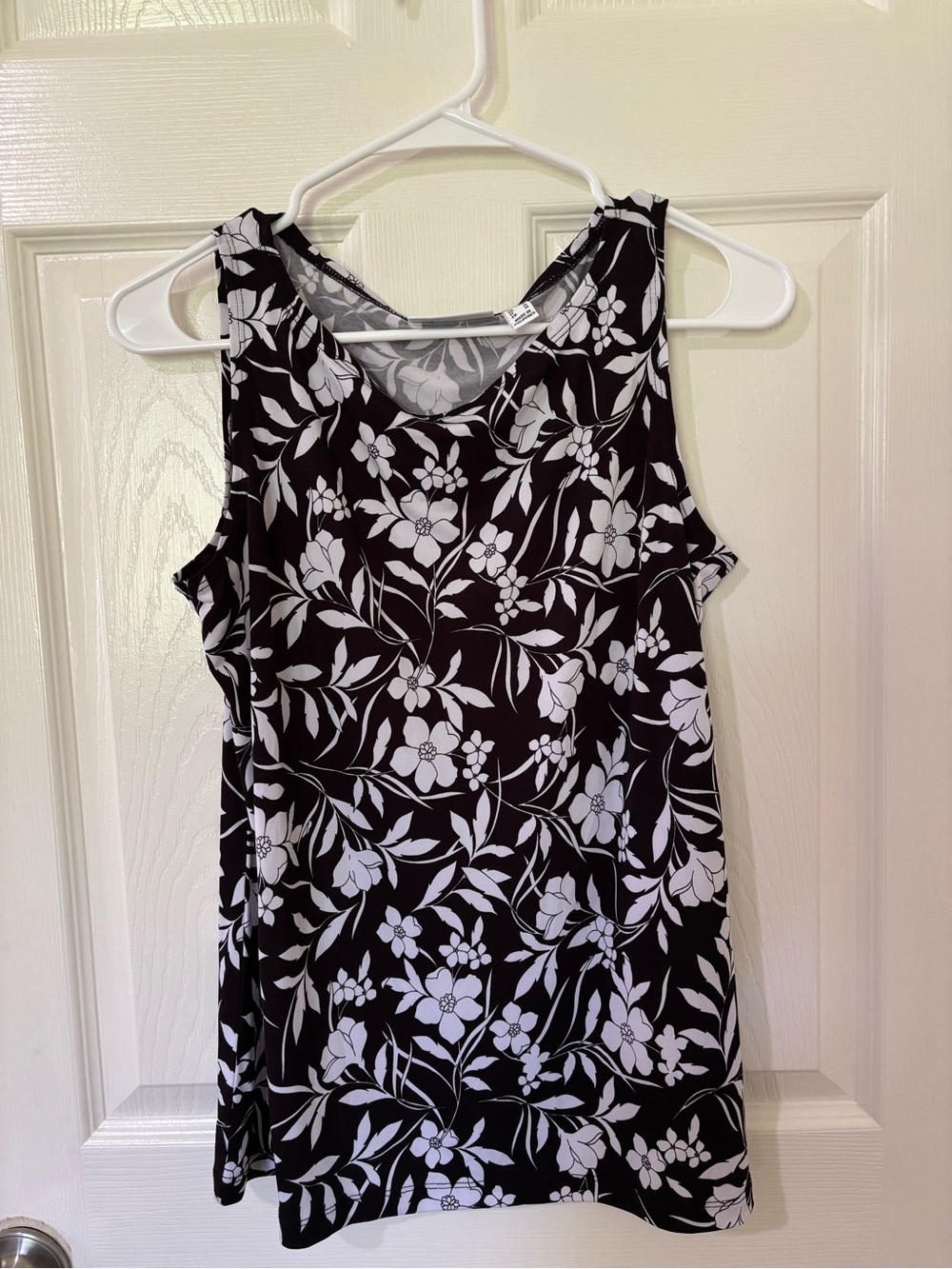 Susan Graver Black and White Floral Sleeveless Tank